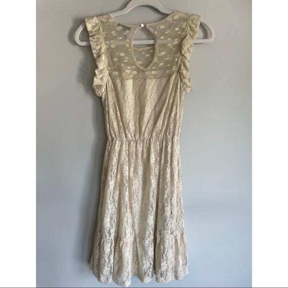 Vero Moda lace dress - size XS - Picture 4 of 4